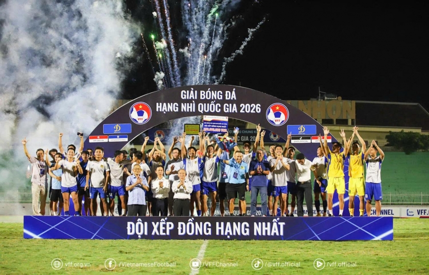 Bóng đá Việt Nam đón cột mốc chưa từng thấy sau 14 năm 851977