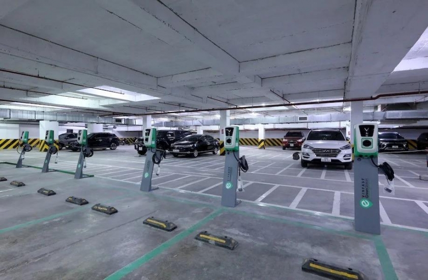 21-1782047772-bo-xay-dung-siet-chat-quy-chuan-pccc-chung-cu-phai-thiet-lap-phan-khu-sac-xe-dien-rieng-biet