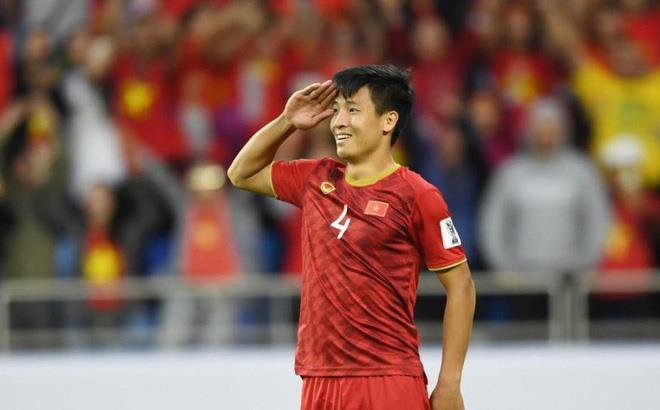 Trung vệ ĐT Việt Nam sang Hàn Quốc phẫu thuật trước thềm AFF Cup 865911