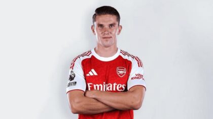 Siêu sao Arsenal tình nguyện gia nhập Barcelona
