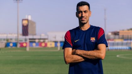 Busquets bất ngờ tái xuất Barca: Chính thức!